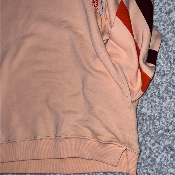 Free People Pastel Peach Graphic Sweater Size Medium over Size - Picture 6 of 7